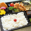日替わりミックス弁当サムネイル